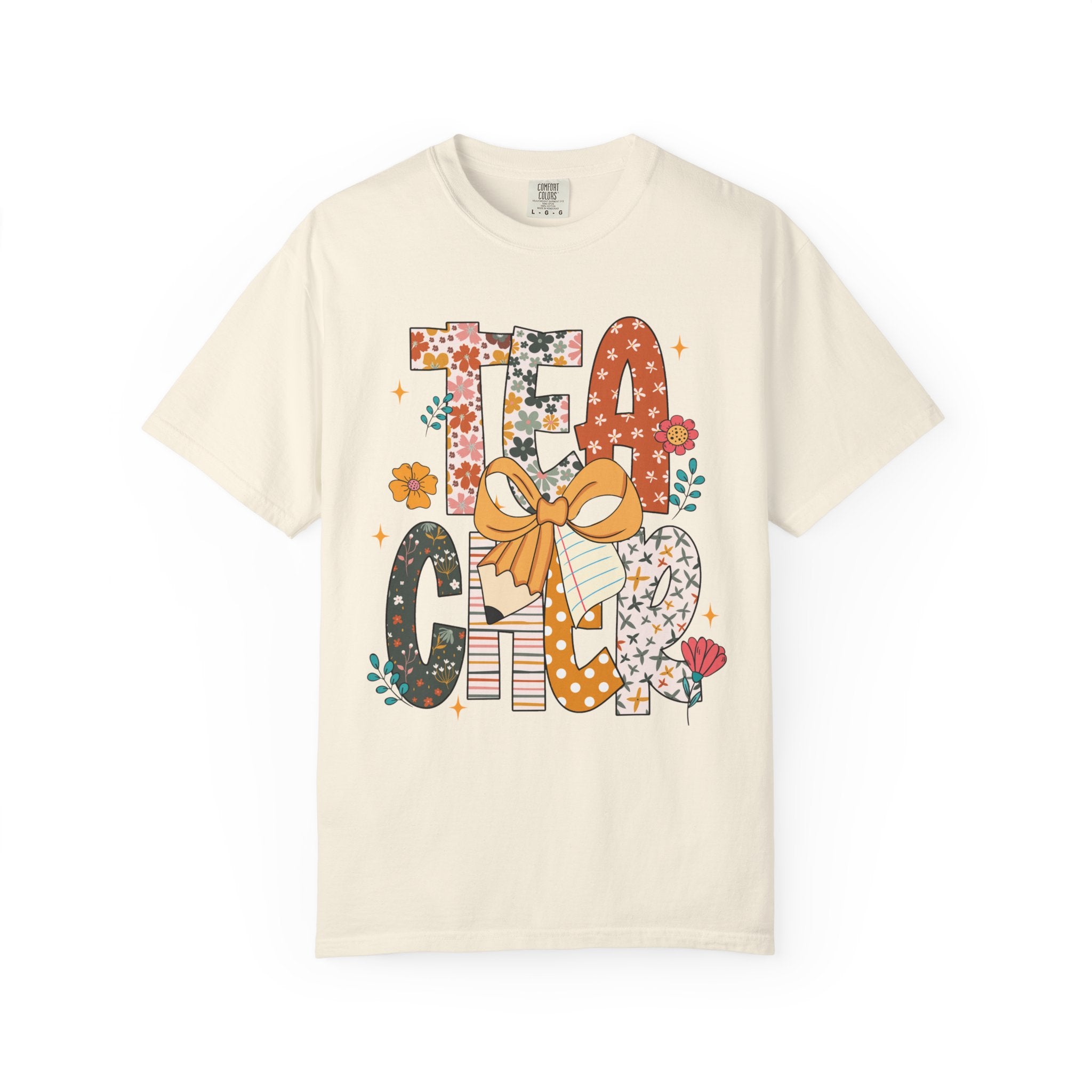 Floral Teacher T-Shirt – Cute Wildflower Graphic Tee with Bow for Women & Educators