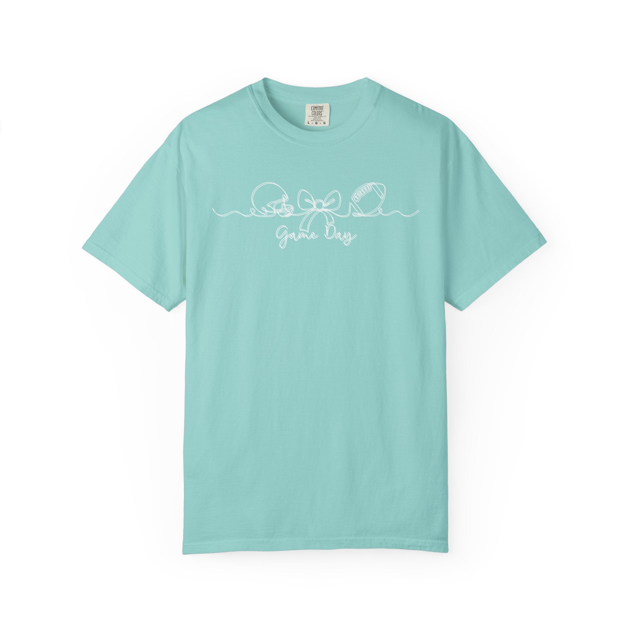 Game Day Football T-Shirt – Cute Bow & Helmet Graphic Tee for Sports Moms & Fans