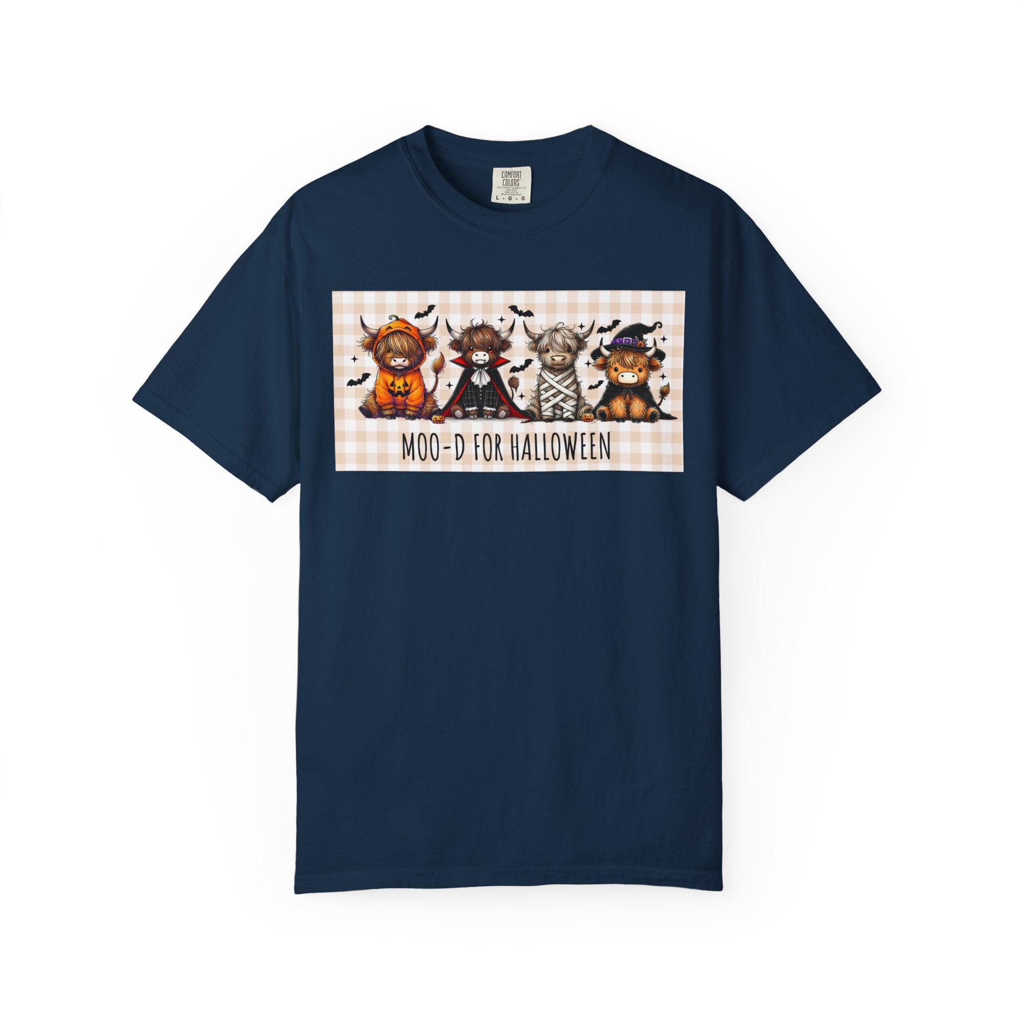 Moo-d for Halloween | Cute Highland Cow Graphic Tee