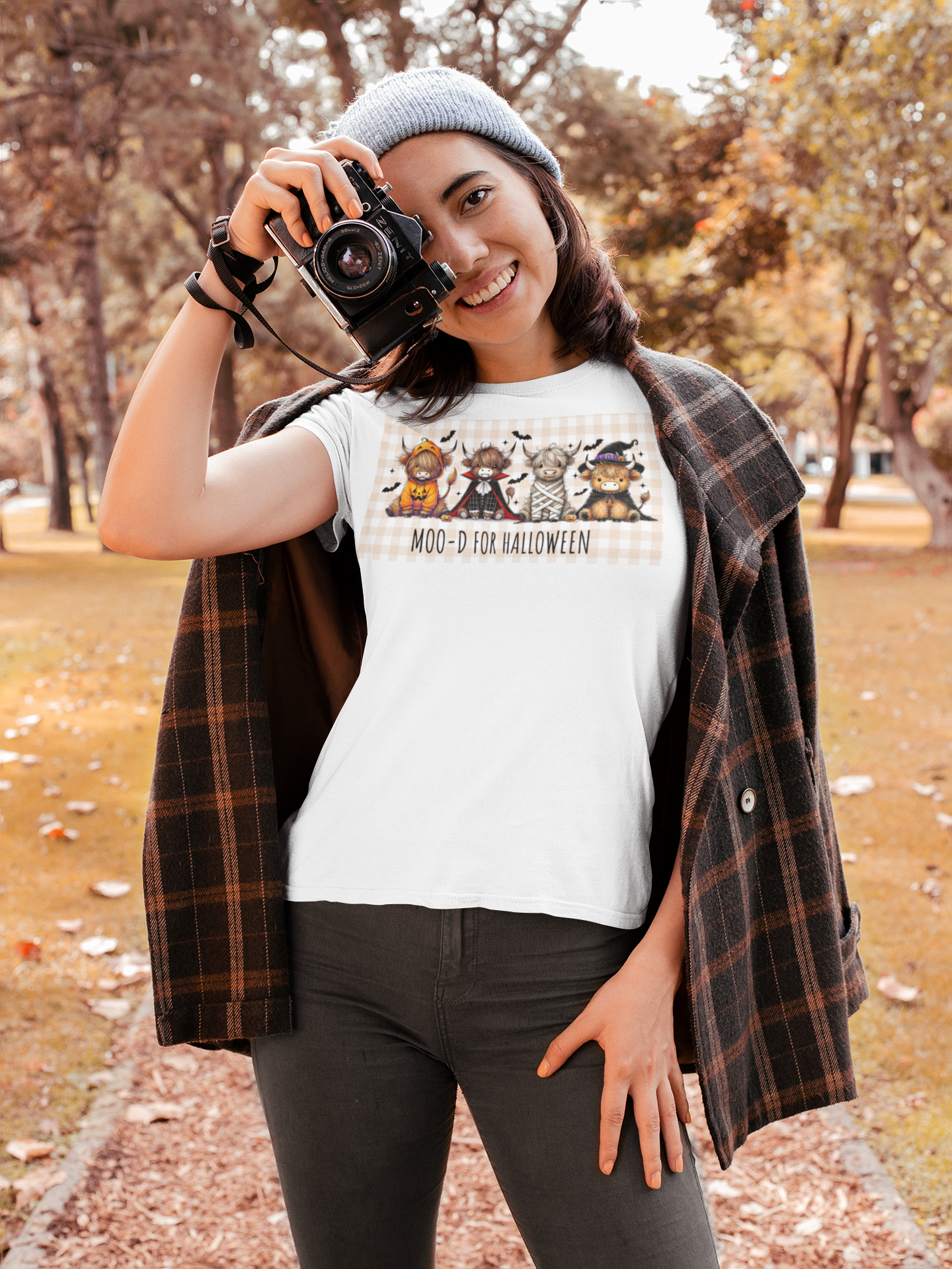 Moo-d for Halloween | Cute Highland Cow Graphic Tee