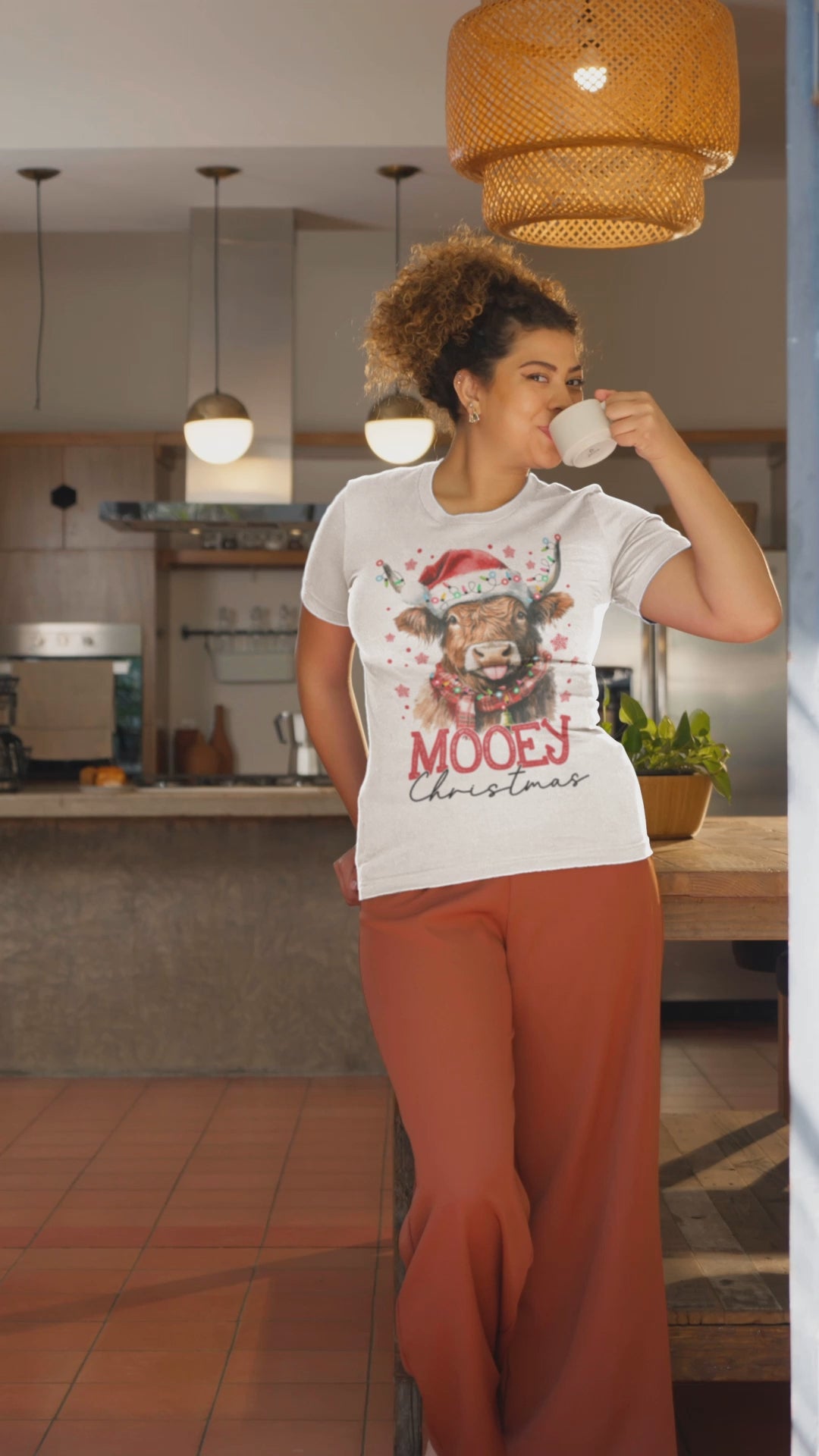 Mooey Christmas Highland Cow Sweatshirt | Funny Holiday Farm Animal Sweater, Cute Christmas Pullover for Women