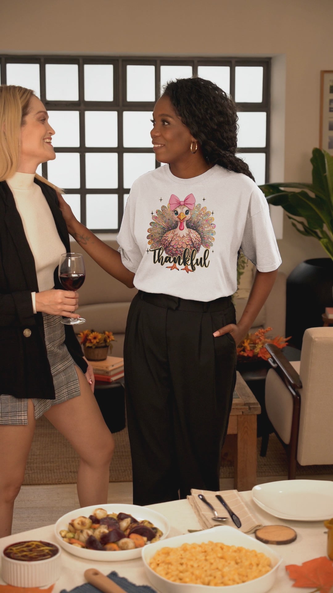 Turkey Glitter T-Shirt – Cute Thanksgiving Shirt | Unisex Fall Tee